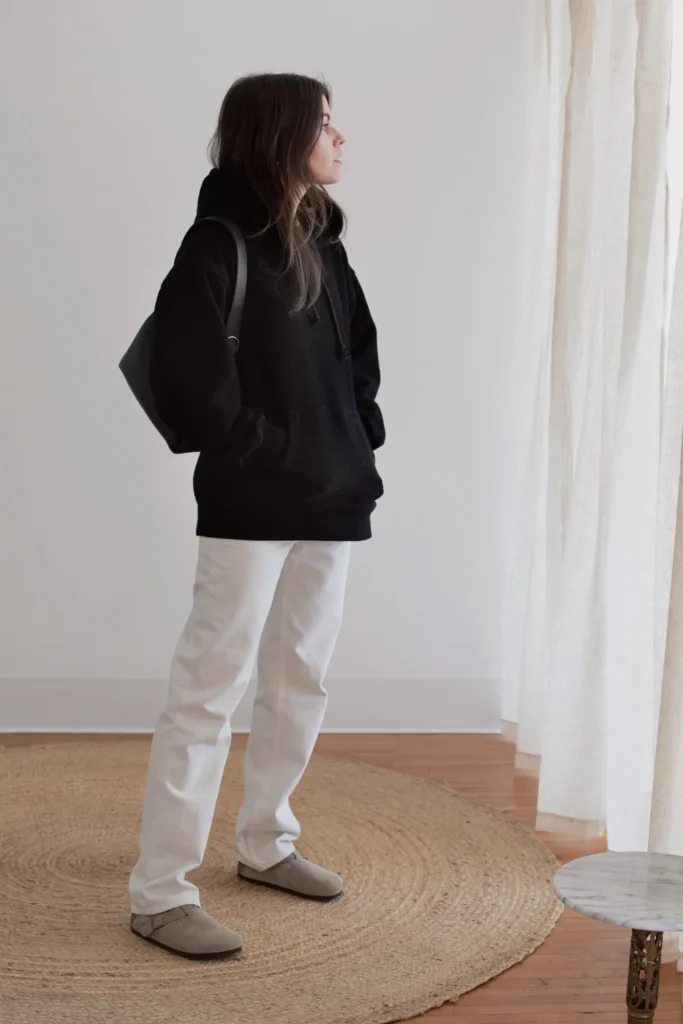 Collage of popular teen fashion trends for 2025 including Y2K revival, oversized clothing, and techwear styles.